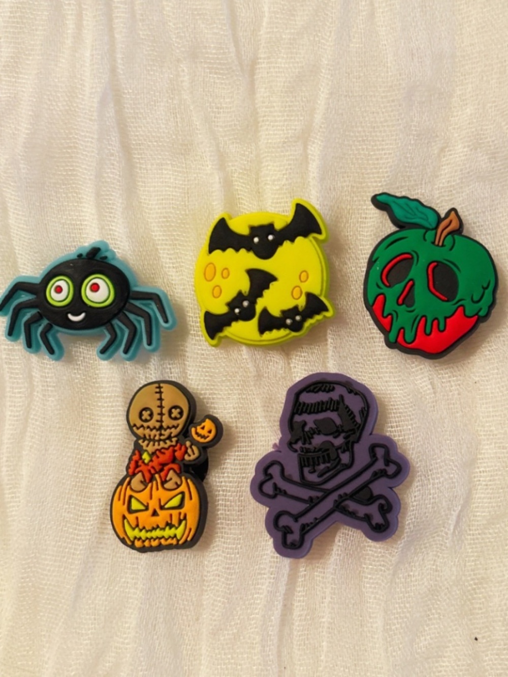 Set # 72 – 5 Pack Random Halloween Jibbitz/Croc Charms